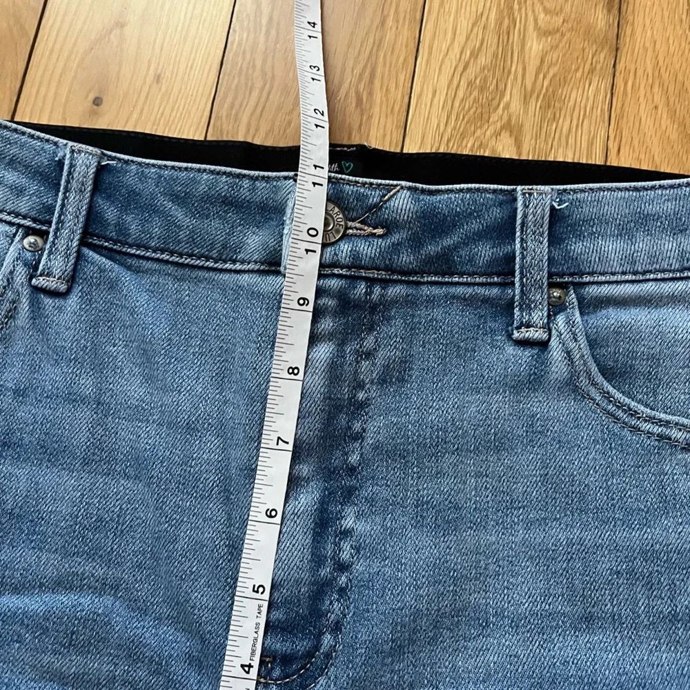 LuLaRoe Distressed Jean Shorts - Picture 5 of 7